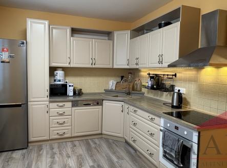 02.jpg | Prodej bytu, 3+1, 80 m²