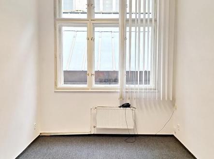 Pronájem - kanceláře, 13 m² obrázek