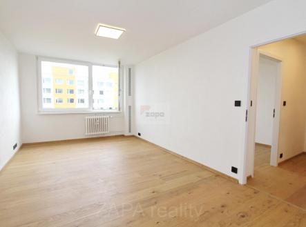 obvac pokoj okno.JPG | Pronájem bytu, 2+kk, 42 m²