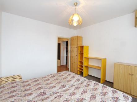 pokoj 1 II..JPG | Pronájem bytu, 2+kk, 39 m²