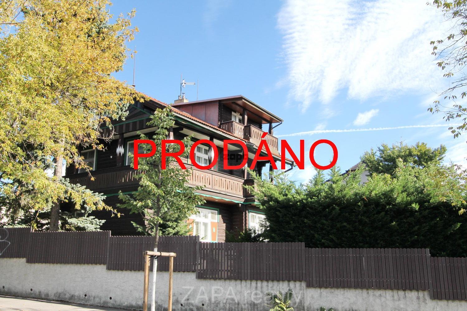 dům z ulice PRODÁNO.JPG