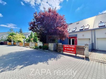 dům a ulice 1.jpg | Prodej - dům/vila, 147 m²