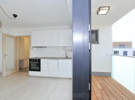 kuch. linka a terasa.JPG | Pronájem bytu, 2+kk, 43 m²