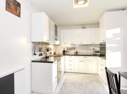kuch. linka.JPG | Prodej - dům/vila, 159 m²