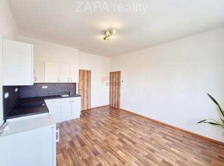 obývací pokoj celý od okna.jpg | Pronájem bytu, 2+kk, 42 m²