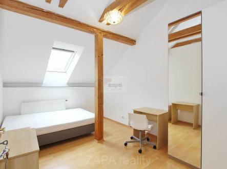 15C pokoj okno.JPG | Pronájem bytu, jiný, 13 m²