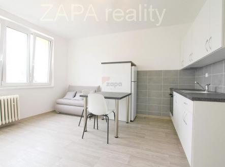 kuchy + obvac pokoj smr okna  logo.JPG | Pronájem bytu, 2+kk, 35 m²