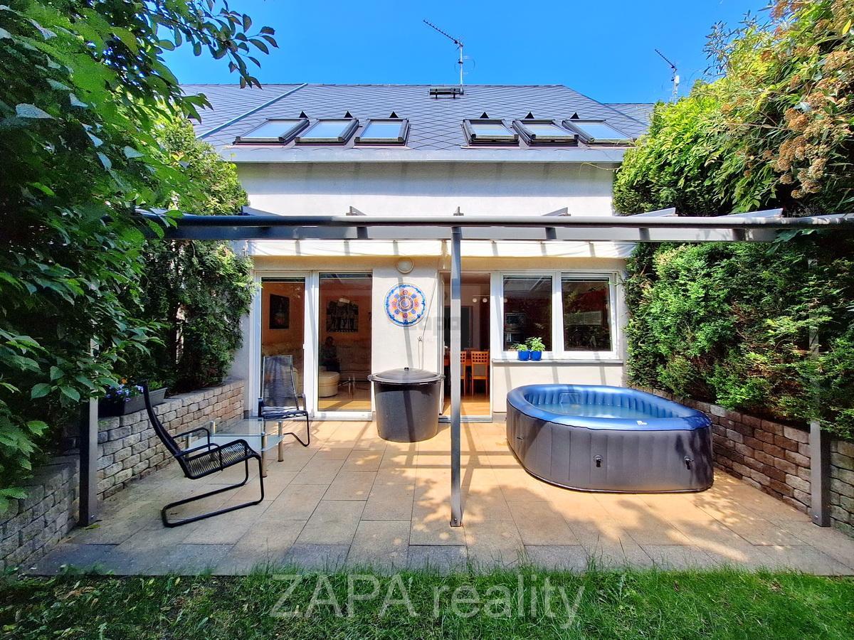 dm zezadu terasa.jpg