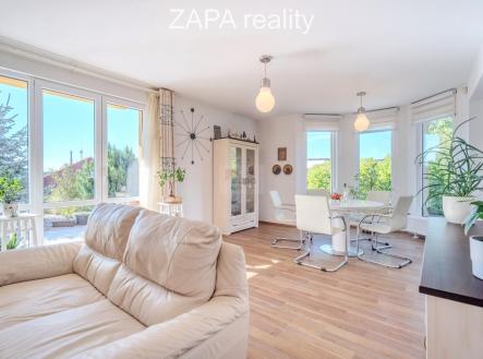 obvk s jdelnou.jpg | Prodej - dům/vila, 218 m²