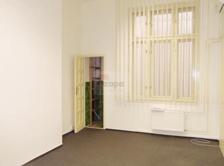 kancelář 2b.JPG | Pronájem - kanceláře, 36 m²