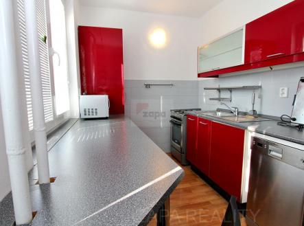 kuch. linka.JPG | Pronájem bytu, 4+kk, 75 m²