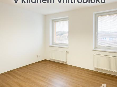 ChatGPT Image 26. 8. 2025 09_47_31 | Pronájem - kanceláře, 30 m²