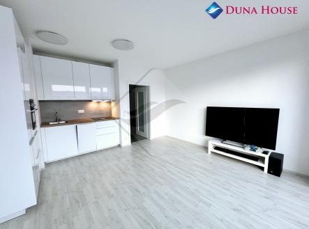 Pronájem bytu, 1+kk, 31 m²