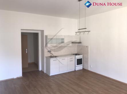 Pronájem bytu, 1+kk, 27 m²