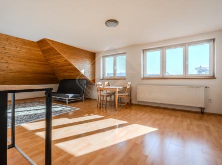 20250505-103729-460.jpeg | Prodej bytu, 1+kk, 48 m²