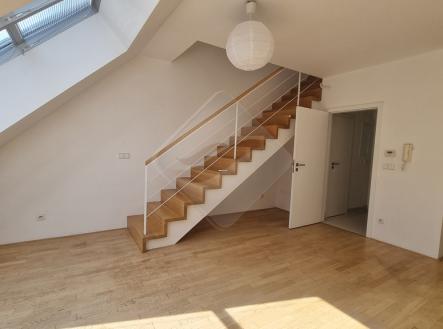 20250602-102558.jpg | Prodej bytu, 2+kk, 72 m²