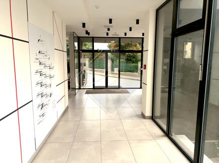 img-4.jpg | Pronájem bytu, 1+kk, 23 m²