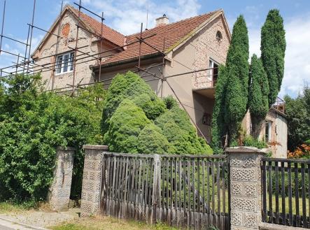whatsapp-image-2025-06-30-at-18.02.24-2d83300c.jpg | Prodej - dům/vila, 180 m²