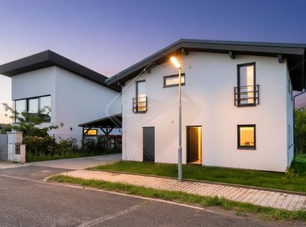 1-2-1.jpg | Prodej - dům/vila, 136 m²