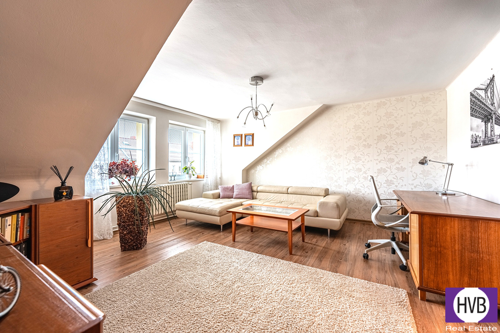 a7406897-hdr-1.jpg