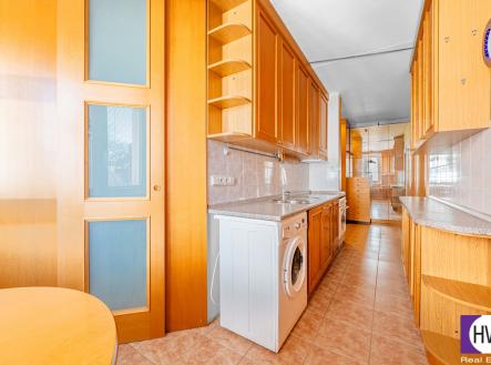 2025-01-20-94905-hdr.jpg | Prodej bytu, 2+1, 66 m²
