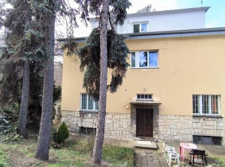 timeline-1-01-00-47-22.jpg | Prodej - hotel, 670 m²