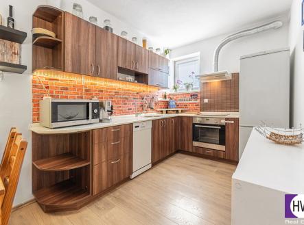 a7404594-hdr.jpg | Prodej bytu, 2+kk, 70 m²