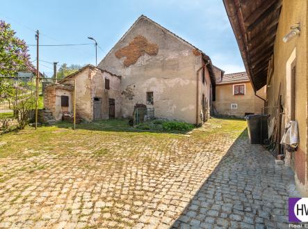 dvůr | Prodej - dům/vila, 87 m²