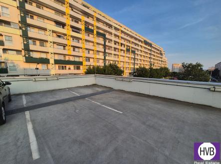 20250618-200550.jpg | Prodej - malý objekt/garáž