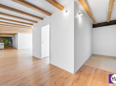 2025-07-04-110700-hdr.jpg | Prodej - malý objekt/garáž