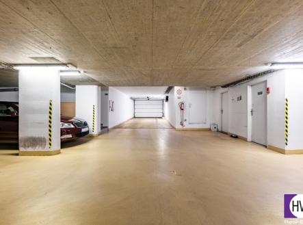 2025-07-04-110670-hdr.jpg | Prodej - malý objekt/garáž