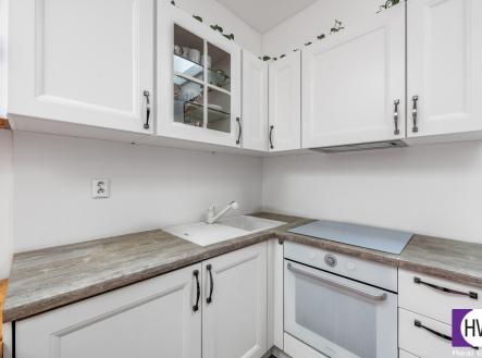 2025-08-26-116691-hdr.jpg | Prodej bytu, 1+kk, 19 m²