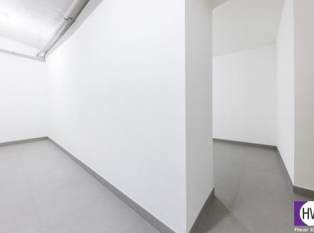 img-20250821-wa0007.jpg | Prodej - skladovací prostor, 26 m²