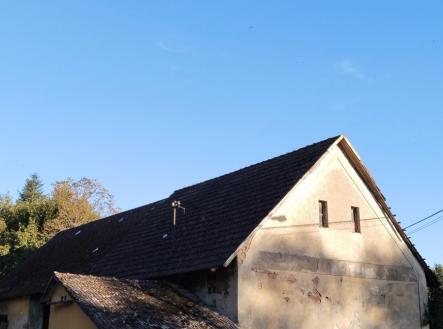 img-20250919-174911.jpg | Prodej - zemědělský objekt, 2 570 m²
