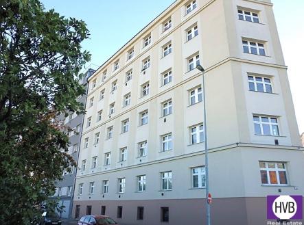 p1110207-upr.upr..jpg | Pronájem bytu, 2+kk, 45 m²