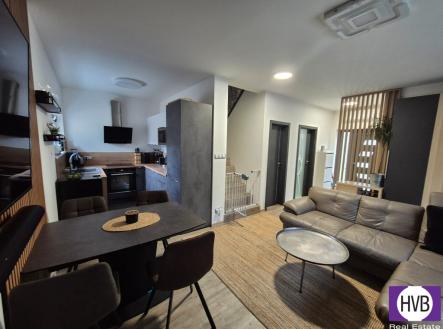 obrazek-whatsapp-2025-12-17-v-17.14.01-4994f9e5.jpg | Pronájem - dům/vila, 106 m²