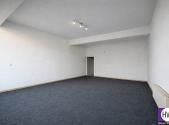 Pronájem - obchodní prostor, 160 m²
