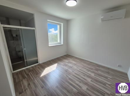 gemini-generated-image-1e2ovp1e2ovp1e2o-1.png | Prodej bytu, 1+kk, 15 m²