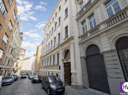 chatgpt-image-23.2.2026-21-15-50-1-1.png | Pronájem - skladovací prostor, 11 m²