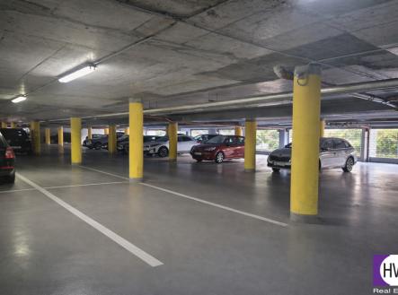 chatgpt-image-2.4.2026-17-41-34.png | Prodej - malý objekt/garáž