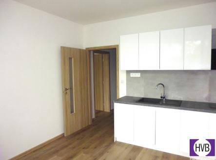 p1110643-jednotka-24.jpg | Prodej bytu, 3+kk, 41 m²
