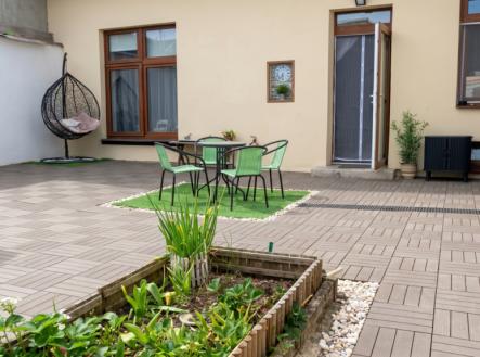 terasa-01.png | Prodej - dům/vila, 174 m²