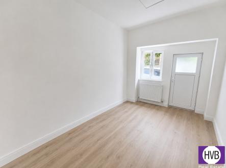 u-kublova-pokoj.png | Prodej bytu, 1+kk, 29 m²