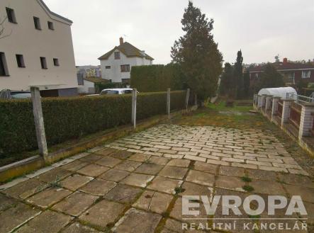 terasa s plot a patio | Prodej - pozemek pro bydlení, 295 m²