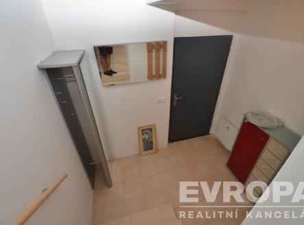 . | Pronájem bytu, 2+kk, 63 m²