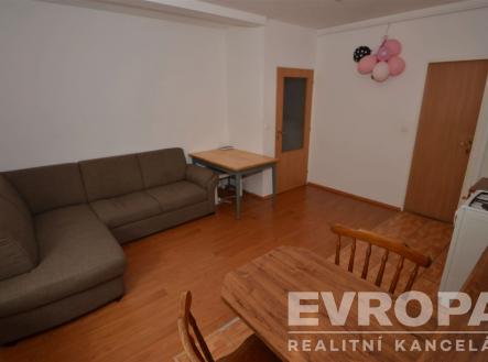 interiér prostor s dřevěná podlaha | Prodej bytu, 2+kk, 45 m²