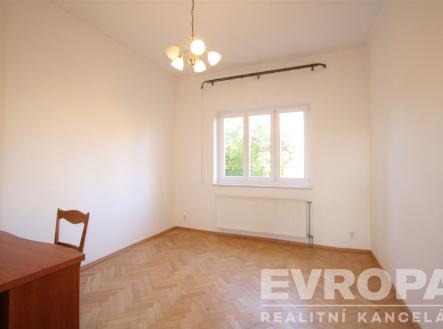 . | Pronájem bytu, 3+kk, 72 m²