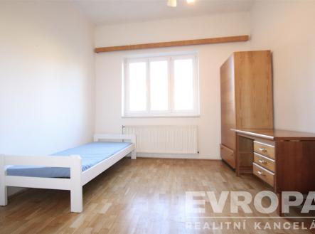 . | Pronájem bytu, 3+kk, 72 m²