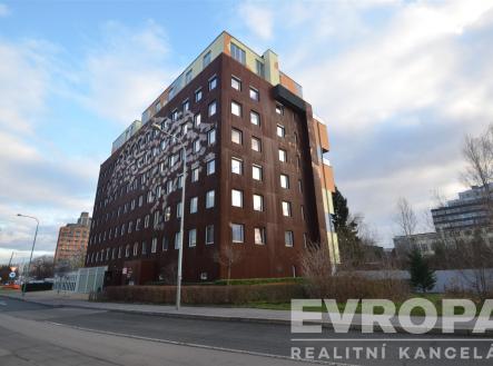 . | Pronájem bytu, 2+kk, 74 m²