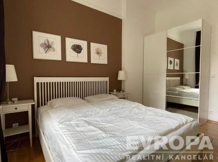 . | Pronájem bytu, 2+kk, 48 m²